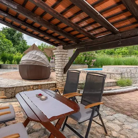 Casa By 3* Cubanici