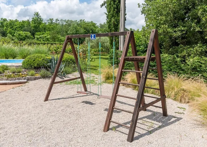 Casa By Πανσιόν